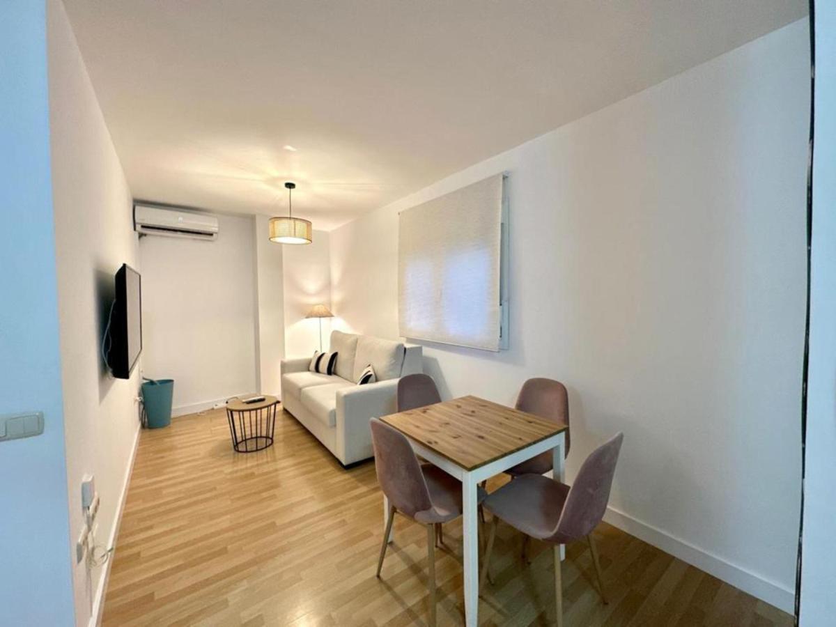 Santa Lucia 1 Bedroom Apartment Málaga Eksteriør billede